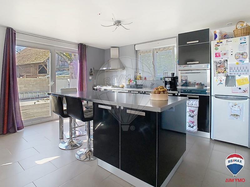 Maison - 120 m² - 5 pièces