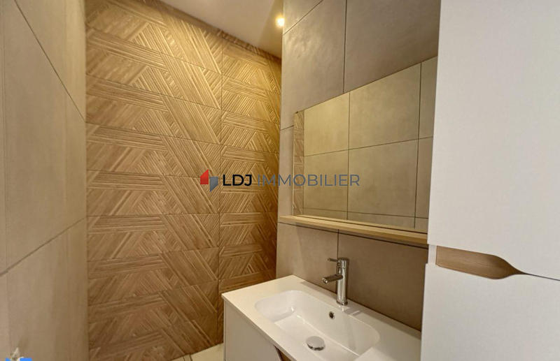 Appartement - 72 m² - 4 pièces