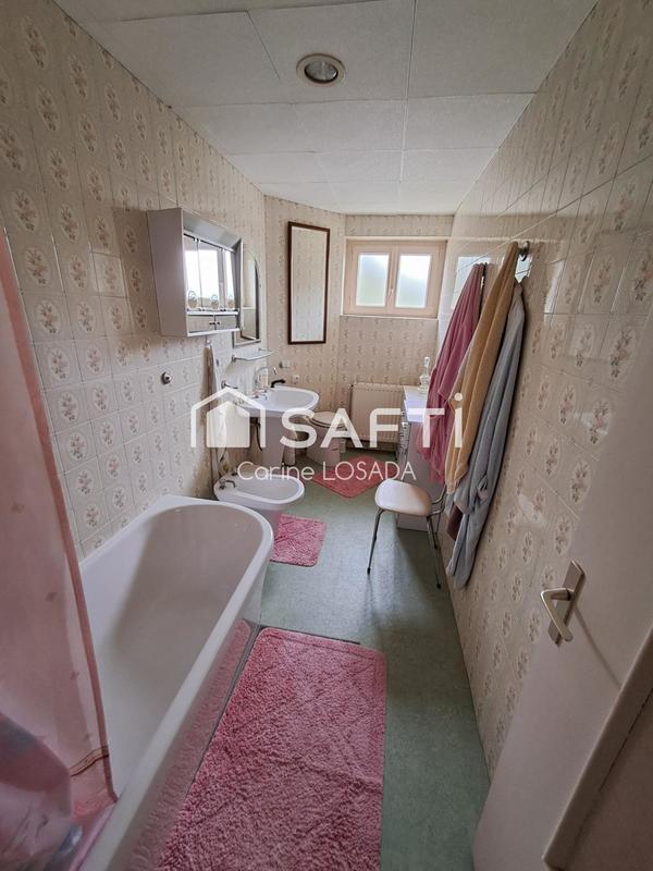 Maison - 183 m² - 7 pièces