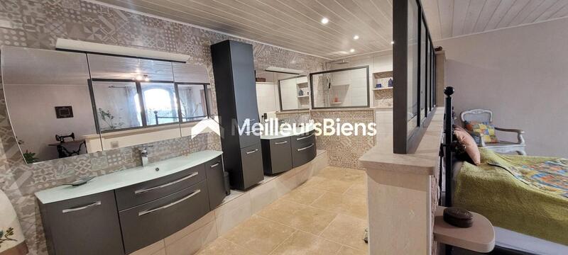 Propriété - 430 m² - 12 pièces