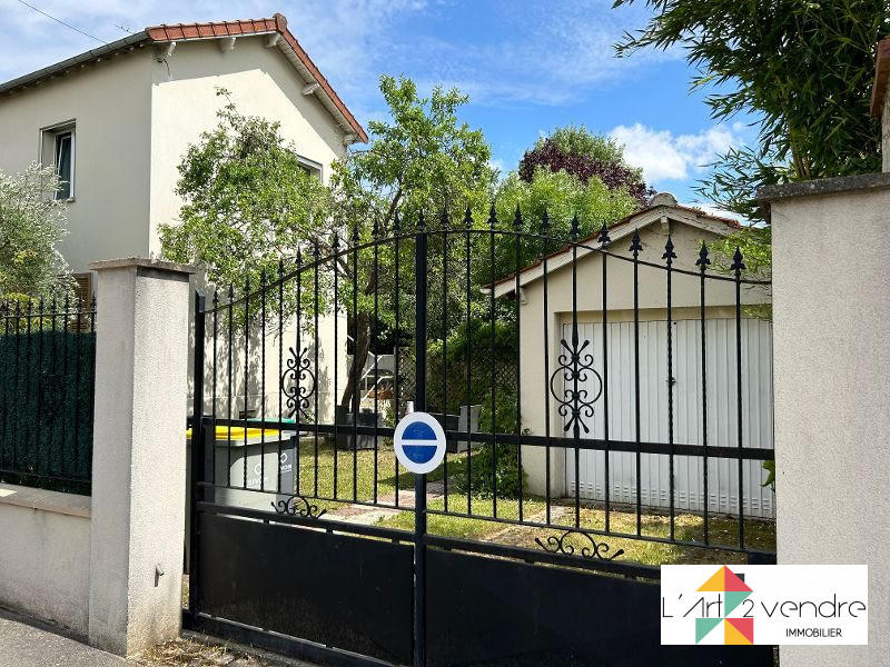 Maison - 61 m² - 3 pièces