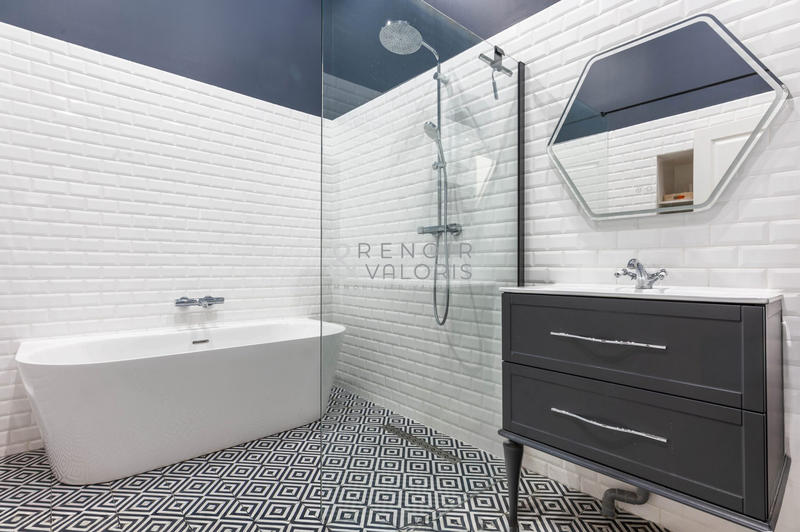 Appartement - 160 m² - 4 pièces