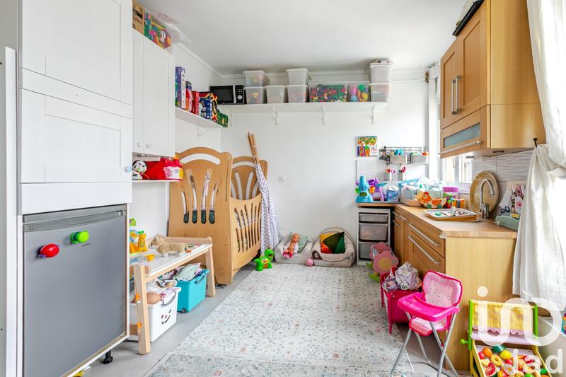 Appartement - 151 m² - 6 pièces