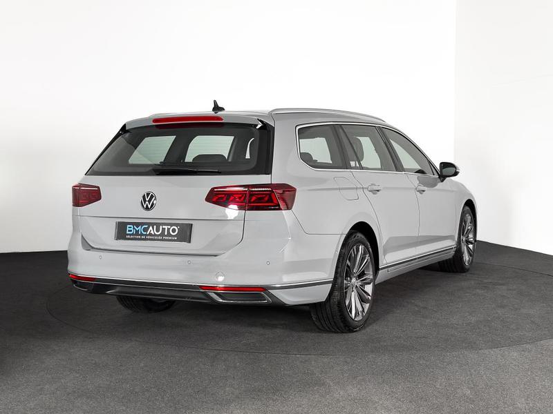 Volkswagen Passat Sw Gte 218ch Dsg Ja18 Matrix Digital Cockpit Sieges Chauf Camera Carplay Regul Acc