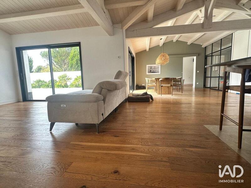 Maison - 156 m² - 4 pièces