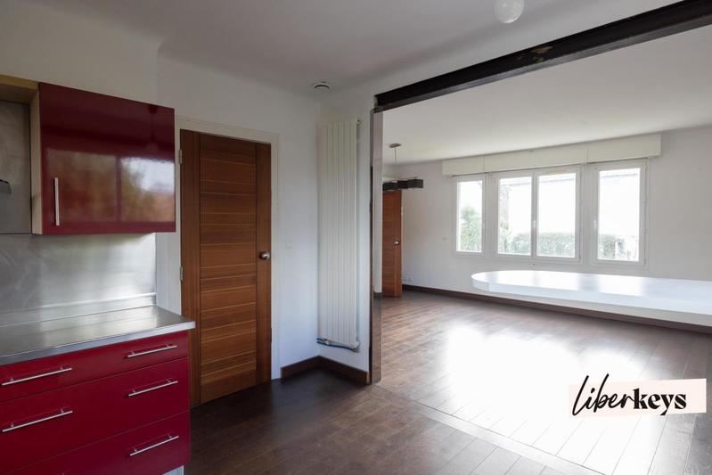Villa - 180 m² - 7 pièces