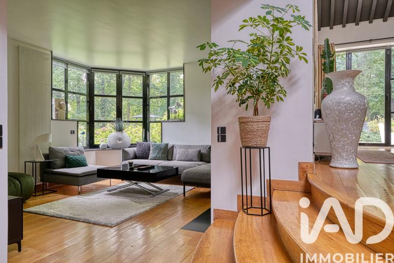 Maison - 350 m² - 10 pièces