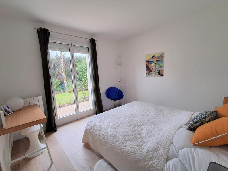 Maison - 180 m² - 8 pièces