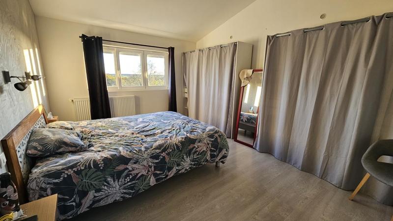 Maison - 162 m² - 7 pièces