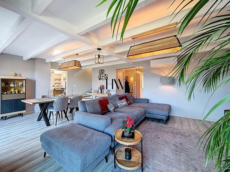 Châlet - 176 m² - 8 pièces