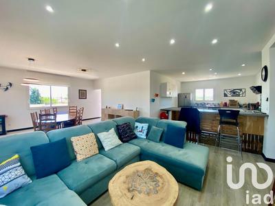 Maison - 246 m² - 6 pièces