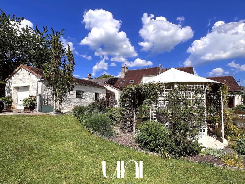 Maison - 400 m² - 7 pièces