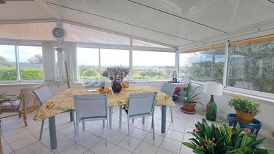 Maison - 121 m² - 5 pièces