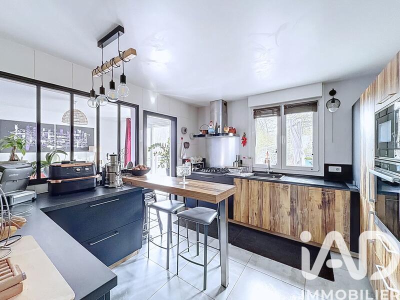 Maison - 162 m² - 6 pièces