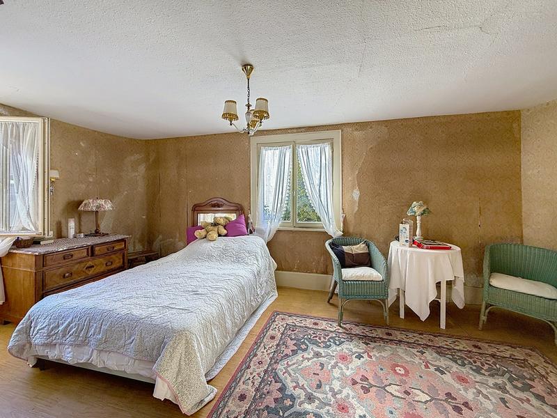 Maison - 153 m² - 7 pièces