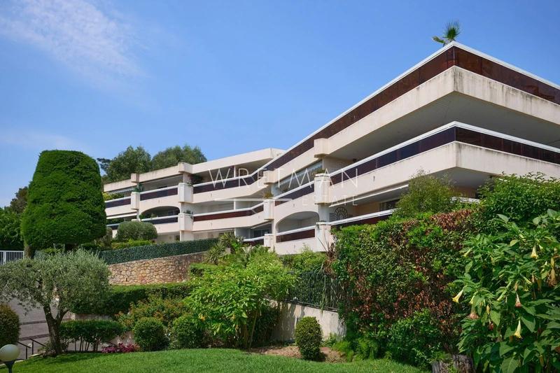 Appartement - 135 m² - 5 pièces