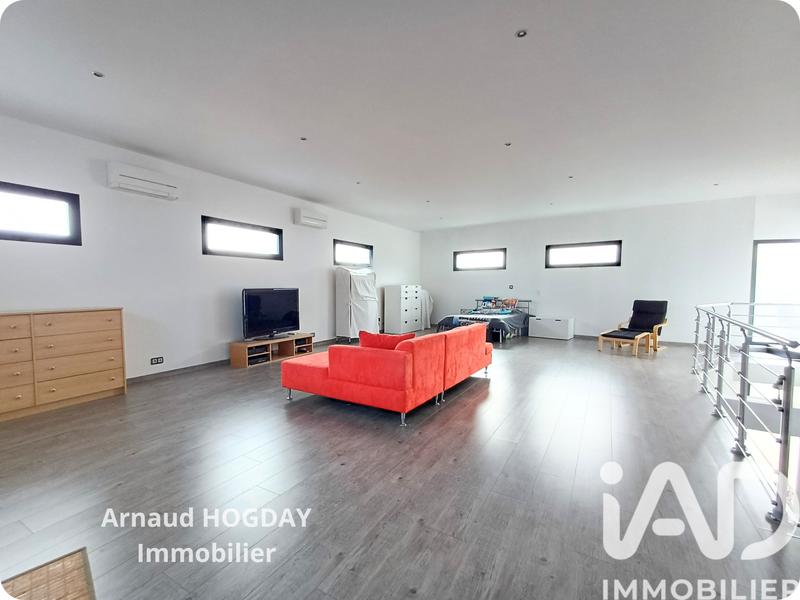 Maison de maîtres - 264 m² - 3 pièces