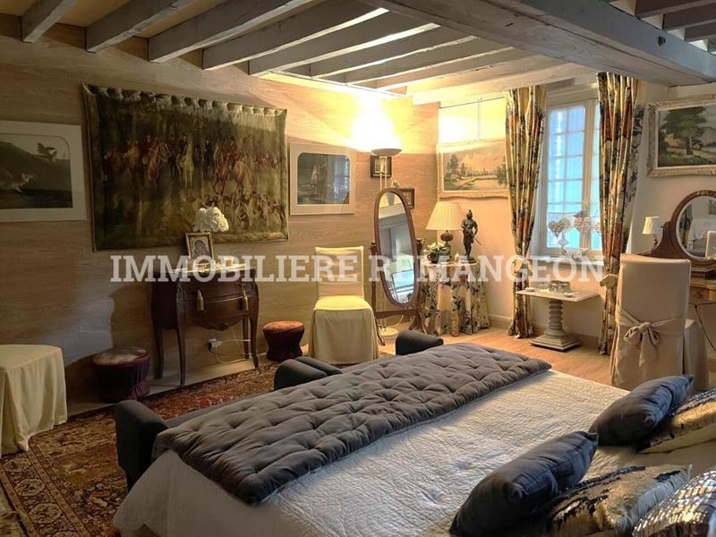 Demeure - 309 m² - 10 pièces