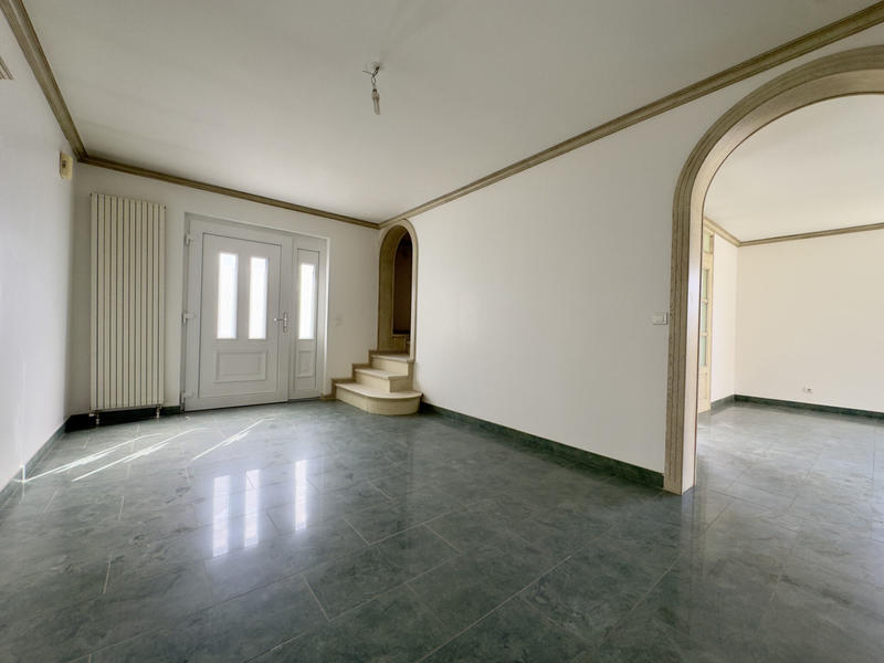 Maison - 160 m² - 8 pièces