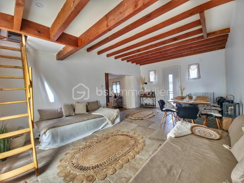 Corps de ferme - 186 m² - 7 pièces