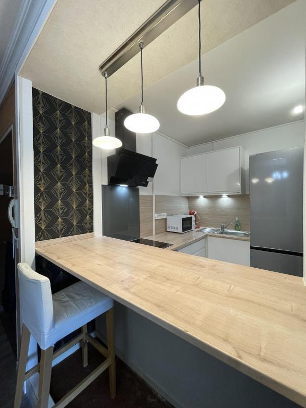 Appartement ancien - 85 m² - 5 pièces