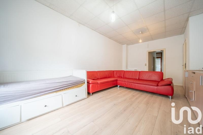 Maison - 230 m² - 7 pièces