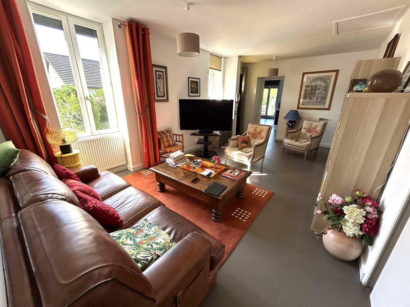 Maison - 110 m² - 5 pièces