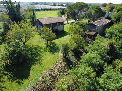 Propriété - 171 m² - 2 pièces