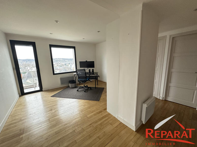 Maison - 128 m² - 6 pièces