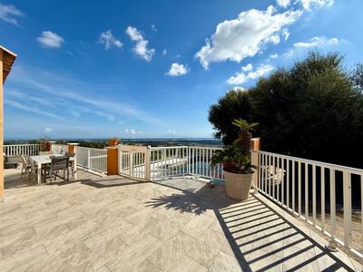 Villa - 190 m² - 8 pièces