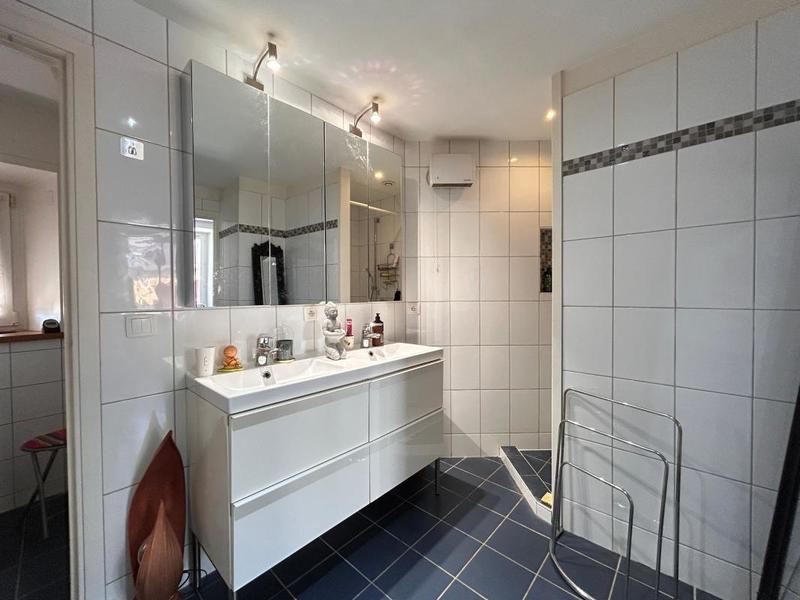 Maison - 200 m² - 4 pièces