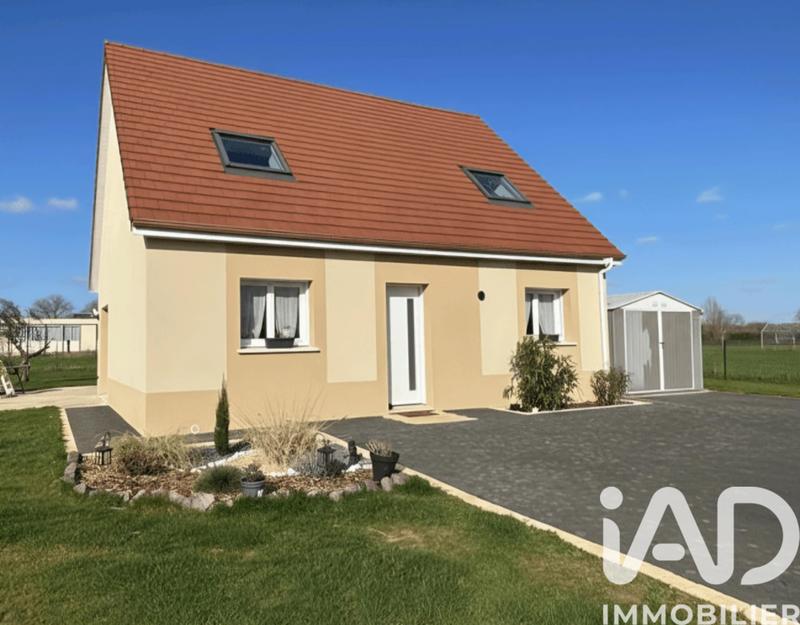 Maison - 99 m² - 5 pièces