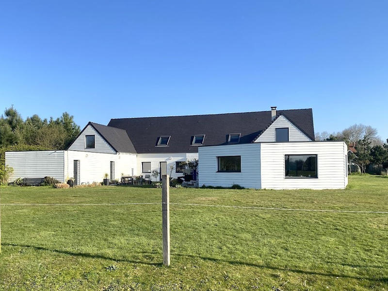 Propriété - 470 m² - 7 pièces
