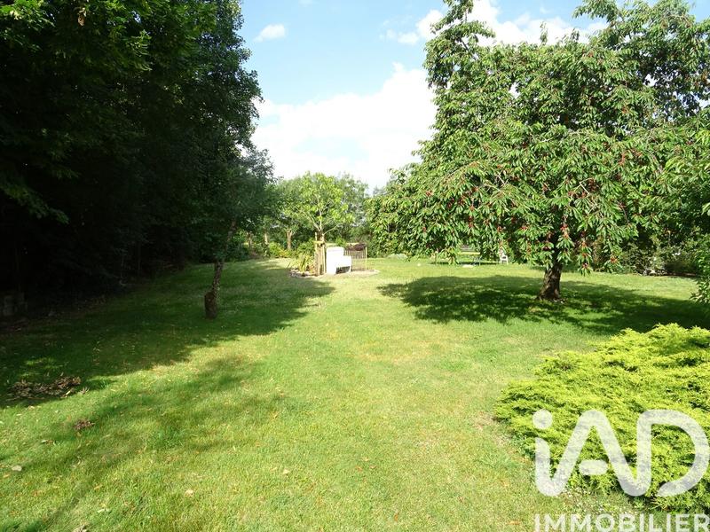 Maison - 298 m² - 9 pièces