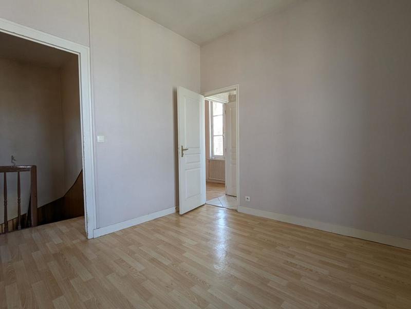 Immeuble - 207 m² - 12 pièces