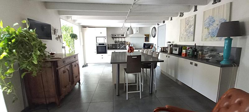 Maison - 150 m² - 7 pièces