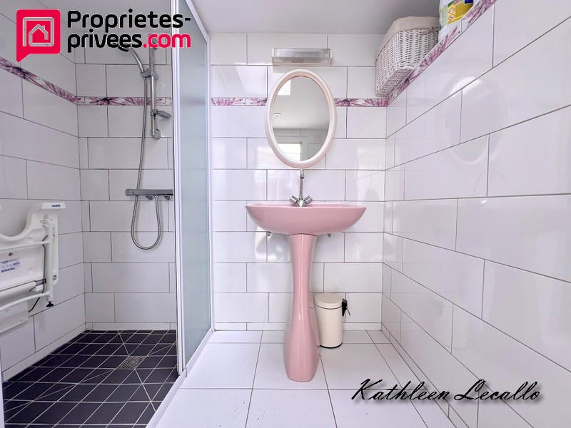 Maison - 102 m² - 6 pièces