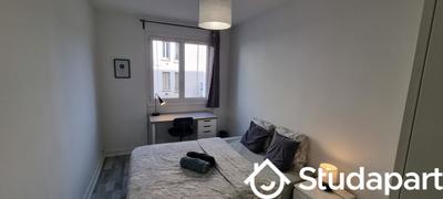 Chambre - 12 m² - 1 pièce