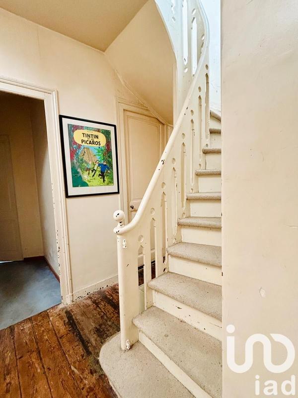 Maison - 211 m² - 6 pièces