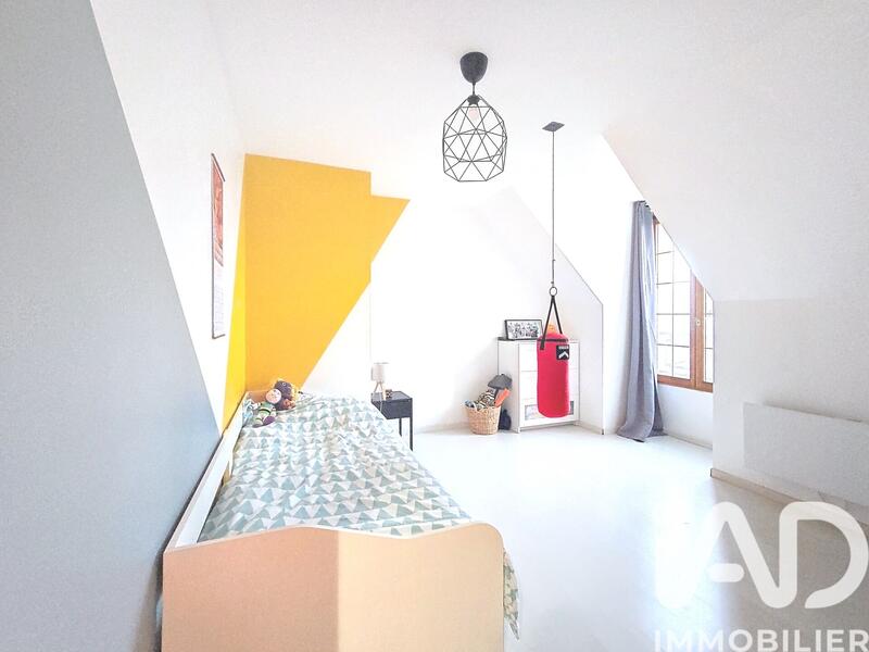 Maison - 100 m² - 4 pièces