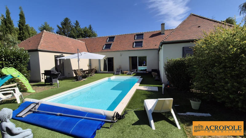 Maison - 159 m² - 6 pièces