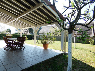 Maison - 181 m² - 6 pièces