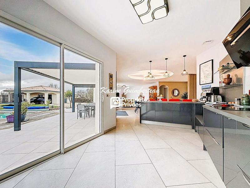 Villa - 160 m² - 4 pièces