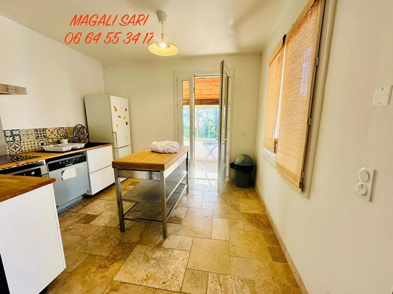 Maison - 136 m² - 8 pièces