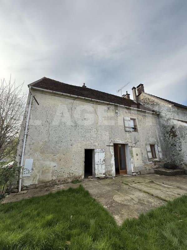 Maison de village - 75 m² - 4 pièces