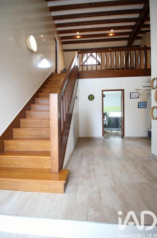 Maison - 215 m² - 10 pièces