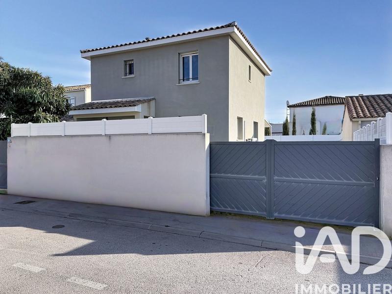 Maison - 92 m² - 4 pièces