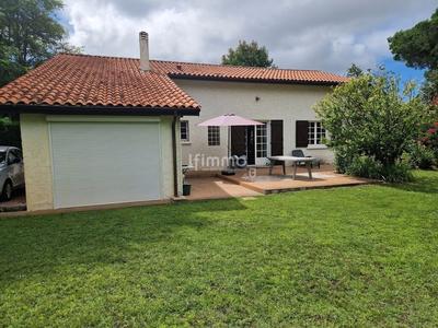 Maison traditionnelle - 134 m² - 6 pièces