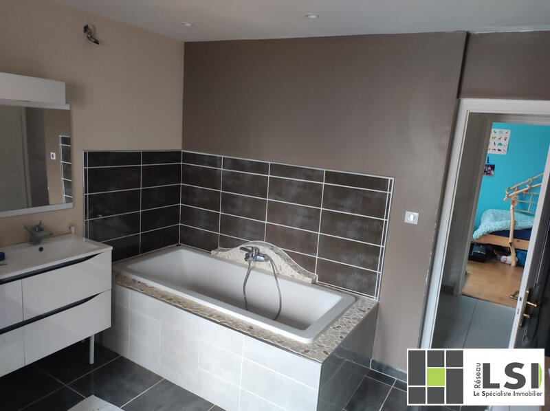 Maison - 113 m² - 6 pièces