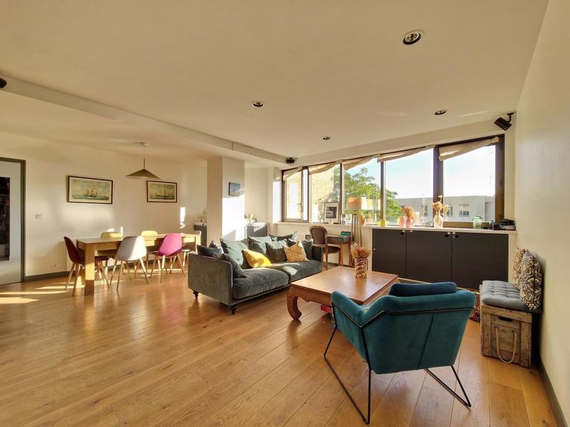 Appartement - 87 m² - 4 pièces